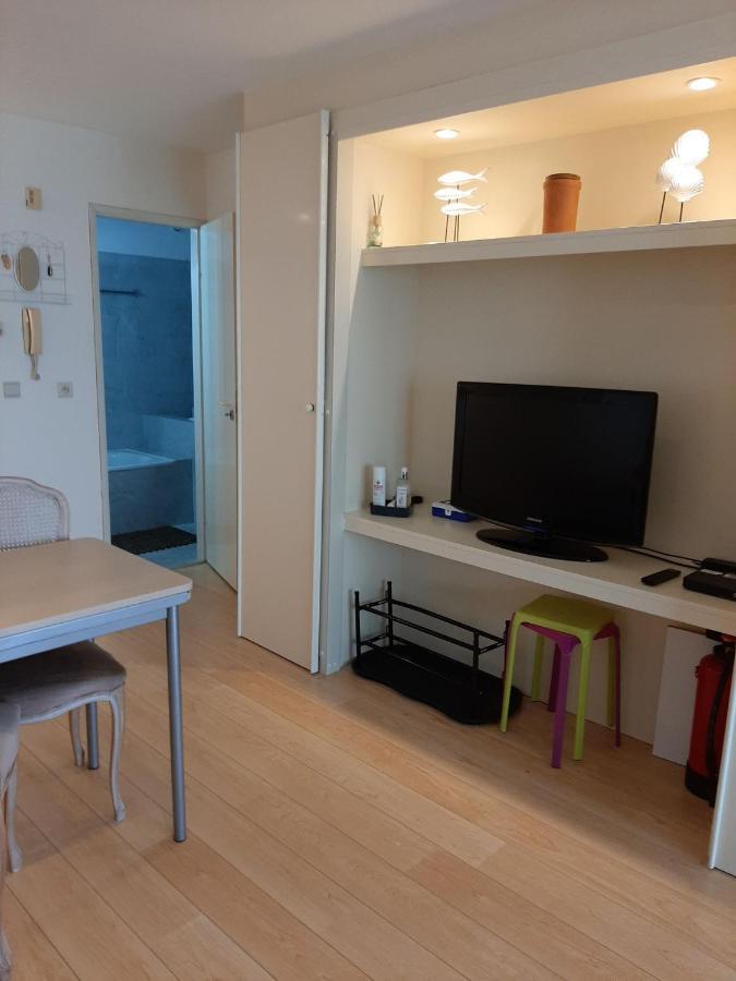 Studionusi Blankenberge Luaran gambar